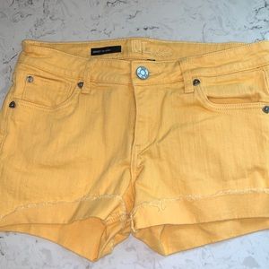 Kut From the Kloth Yellow Shorts Sz 6